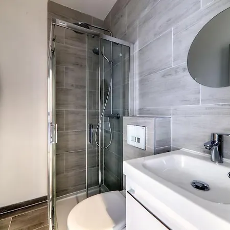 Maison Jules - Clim Ac 12 Min Disneyland - 10 P Ferienhaus Esbly